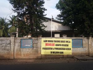 Soal GBKP Pasar Minggu, Djarot: Larangan Beribadah Opo Maneh Soal GBKP Pasar Minggu, Djarot: Larangan Beribadah Opo Maneh