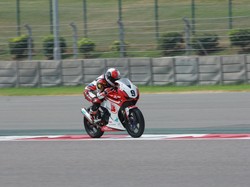 Tak Naik Podium, Ferry dan Yaasiin Tambah Poin di Balapan Kedua