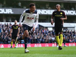 Tetaplah Main dengan Simpel, Alli