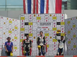 Pebalap Indonesia Naik Podium di Kelas 130cc dan 250cc
