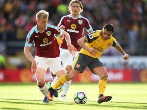 Gol Kontroversial di Injury Time Menangkan Arsenal atas Burnley