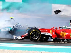 Rosberg Kritik Vettel, Tak Permasalahkan Penalti 10 Detik