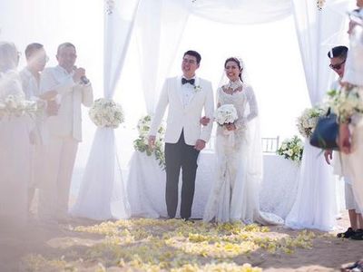 Yuk, Intip Pesta Pernikahan Asty Ananta!