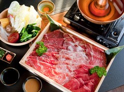 Wah, Restoran Hotpot Ini Cari Pelayan Lulusan Ivy League China