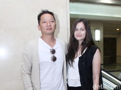 Kaki Jenjang Istri Ringgo Agus Rahman Ini Bikin Iri Netizen