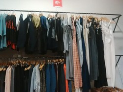 (X)S.M.L Diskon Hingga 70%, Blouse Mulai dari Rp 120 Ribu