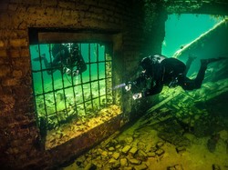 Dulu Seram, Kini Bekas Penjara di Estonia Jadi Spot Diving Indah