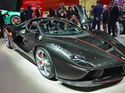 Cantiknya LaFerrari Aperta