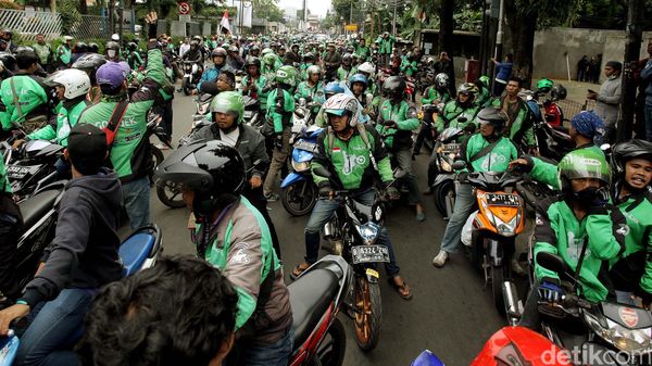 Driver Go-Jek Demo, 3 Jalan di Kemang Dialihkan