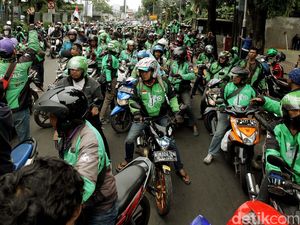 Pengemudi Go-Jek dan Tukang Mi Ayam Dapat KPR Mikro BTN