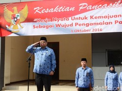 Menperin Pimpin Upacara Kesaktian Pancasila di Kantornya
