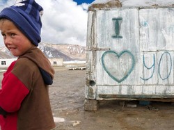 Syukuri Hidupmu, Lihatlah Kehidupan Terpencil di Atap Dunia Ini