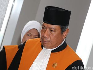 Suhadi, Ketua Majelis yang Sunat Hukuman Mati Ferdy Sambo Kini Pensiun Suhadi, Ketua Majelis yang Sunat Hukuman Mati Ferdy Sambo Kini Pensiun