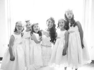 Viral, Guru Kelas Down Syndrome Ajak Seluruh Muridnya Jadi Pengiring Pengantin