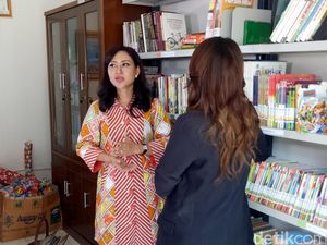 Istri Wagub Djarot Dampingi Para Istri Anggota DPR ke RPTRA di Jakpus