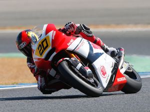 Dimas Ekky dan Andi Gilang Mampu Finis 10 Besar di Valencia Dimas Ekky dan Andi Gilang Mampu Finis 10 Besar di Valencia