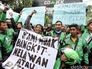 Demo Driver Go-Jek: Kami Bukan Sapi Perah!