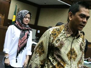 Istri Sanusi Ditanya Soal Pembelian Rumah Rp 16,5 M di Kebayoran Baru Istri Sanusi Ditanya Soal Pembelian Rumah Rp 16,5 M di Kebayoran Baru