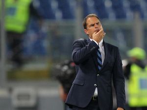 Banyak Salah, Inter pun Kalah Banyak Salah, Inter pun Kalah