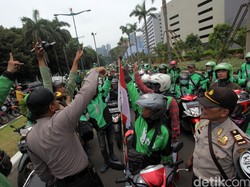 Perwakilan Go-Jek Tak Muncul, Demo Gojek Pindah Ke Kantor Ahok