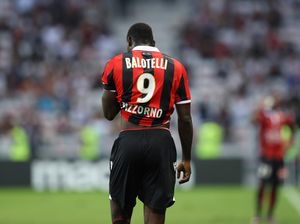 Balotelli Merasa Jadi Korban Pelecehan Rasial di Prancis Balotelli Merasa Jadi Korban Pelecehan Rasial di Prancis