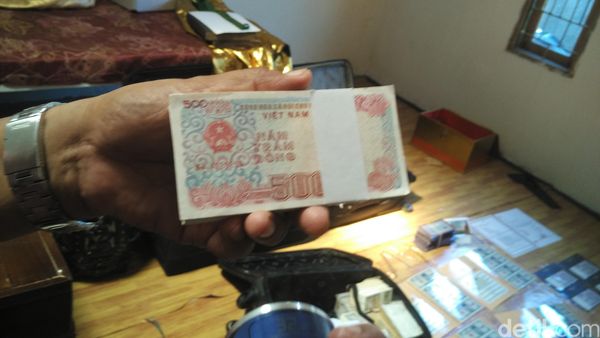 Uang dan Emas Palsu di Rumah Korban Dimas Kanjeng