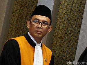 Mengenal Hakim Agung yang Tolak Lepaskan Syafruddin Temenggung Mengenal Hakim Agung yang Tolak Lepaskan Syafruddin Temenggung