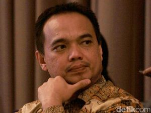 Asep Rahmat Fajar dan Cerita Kekuatan Supranatural