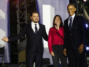 Aksi Leonardo DiCaprio di Depan Barack Obama