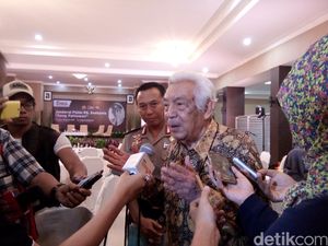 Mantan Kapolri Awaloedin Djamin Meninggal di Usia 91 Tahun