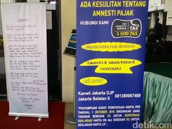 Nomor HP Dirjen Pajak Dipampang di Poster Tax Amnesty