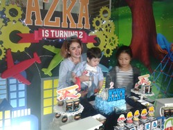 Nikita Mirzani Rayakan Ultah Anak dengan Pasien Kanker Anak