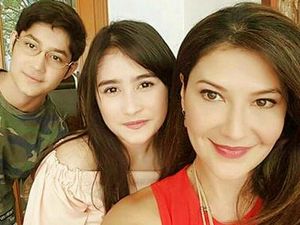 Prilly Malu-malu Akui Dekat dengan Teuku Rassya Prilly Malu-malu Akui Dekat dengan Teuku Rassya