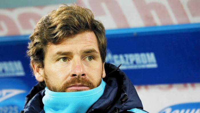 Andre Villas-Boas ST. PETERSBURG, RUSSIA - NOVEMBER 21: FC Zenit St. Petersburg head coach Andre Villas-Boas looks on during the Russian Football League match between FC Zenit St. Petersburg and FC Ural Sverdlovsk Oblast at the Petrovsky stadium on November 21, 2015 in St. Petersburg, Russia. (Photo by Epsilon/Getty Images)