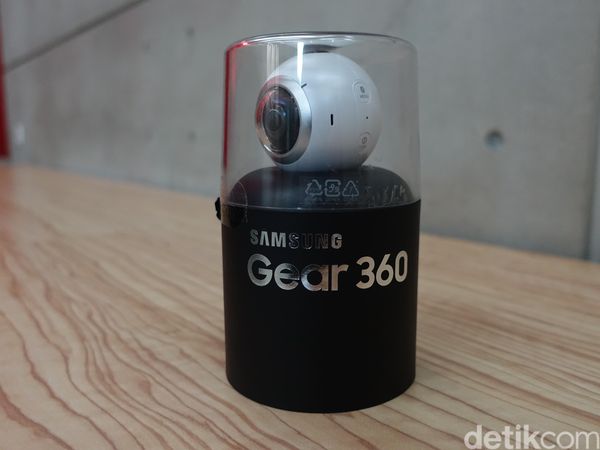 Membongkar Samsung Gear 360