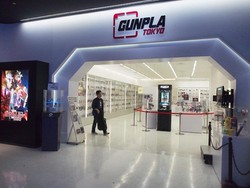 Gundam Front Tokyo, Surganya Traveler Penggemar Gundam