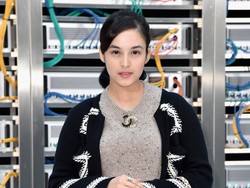 Hadiri Paris Fashion Week, Chelsea Islan Eksis di Fashion Show Chanel