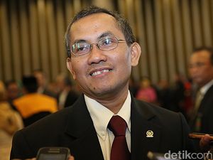 Surati MA, KY Ikut Pantau Maraknya Koruptor Ajukan PK Surati MA, KY Ikut Pantau Maraknya Koruptor Ajukan PK