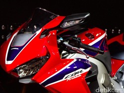 Perbandingan Honda CBR1000RR SP yang Diseruduk Ayla dengan Motor MotoGP Marc Marquez