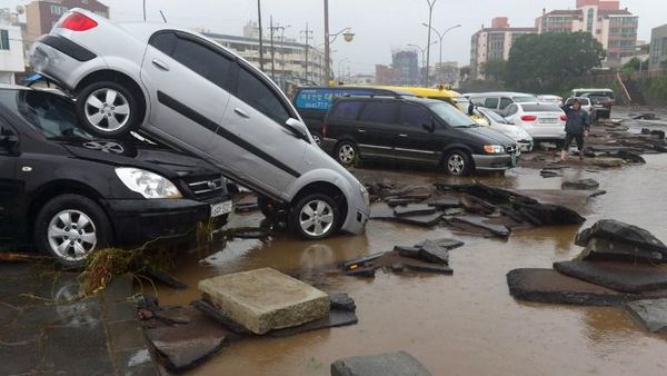 Topan Chaba Terjang Korsel