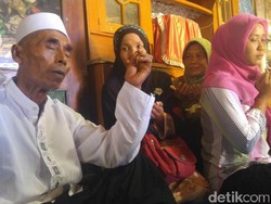 Pulang setelah 44 Hari, ini Pengakuan Aneh Kasrin soal Kepergiannya Berhaji