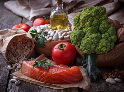 Ingin Sehat Selalu? Ini 8 Jenis Makanan yang Bagus Dikonsumsi Tiap Hari