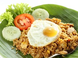 Nasi Kemarin Dipadukan dengan Lauk Sisa, Jadi Makanan Populer
