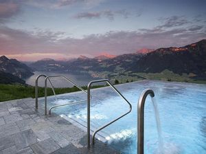 Hotel Ini Punya Kolam Renang yang Viral di Instagram