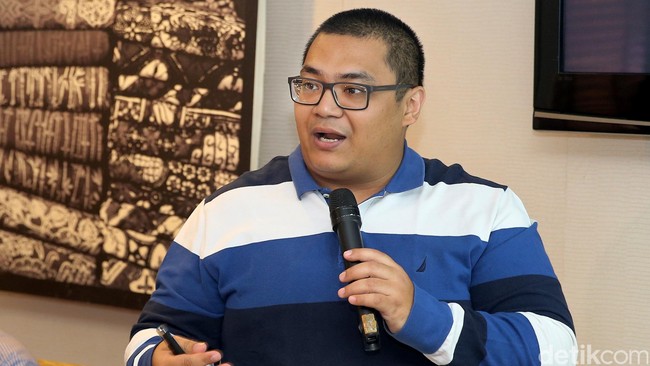 Median: Politik Genderuwo, Strategi Jokowi Labeli Prabowo