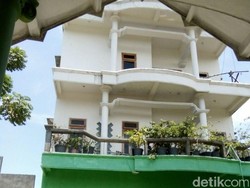 Berlantai 3, ini Penampakan Rumah Megah Sultan Dodi yang Kini Kosong