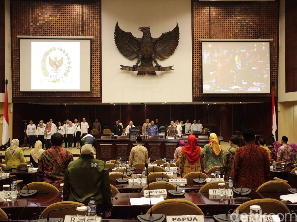 Begini Mekanisme Pemilihan Pimpinan DPD Pengganti Irman Gusman Begini Mekanisme Pemilihan Pimpinan DPD Pengganti Irman Gusman