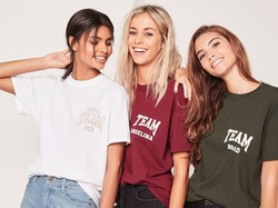 Brand Ini Dikritik karena Rilis Kaus Terinspirasi Perceraian Jolie-Pitt