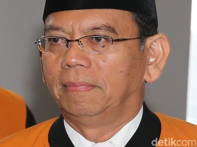 Syamsul, Hakim Agung Pemutus Nasib Gudang Garam hingga IKEA
