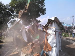 Pemkot Bandung Berjanji Berikan Solusi Bagi Warga Jalan Karawang